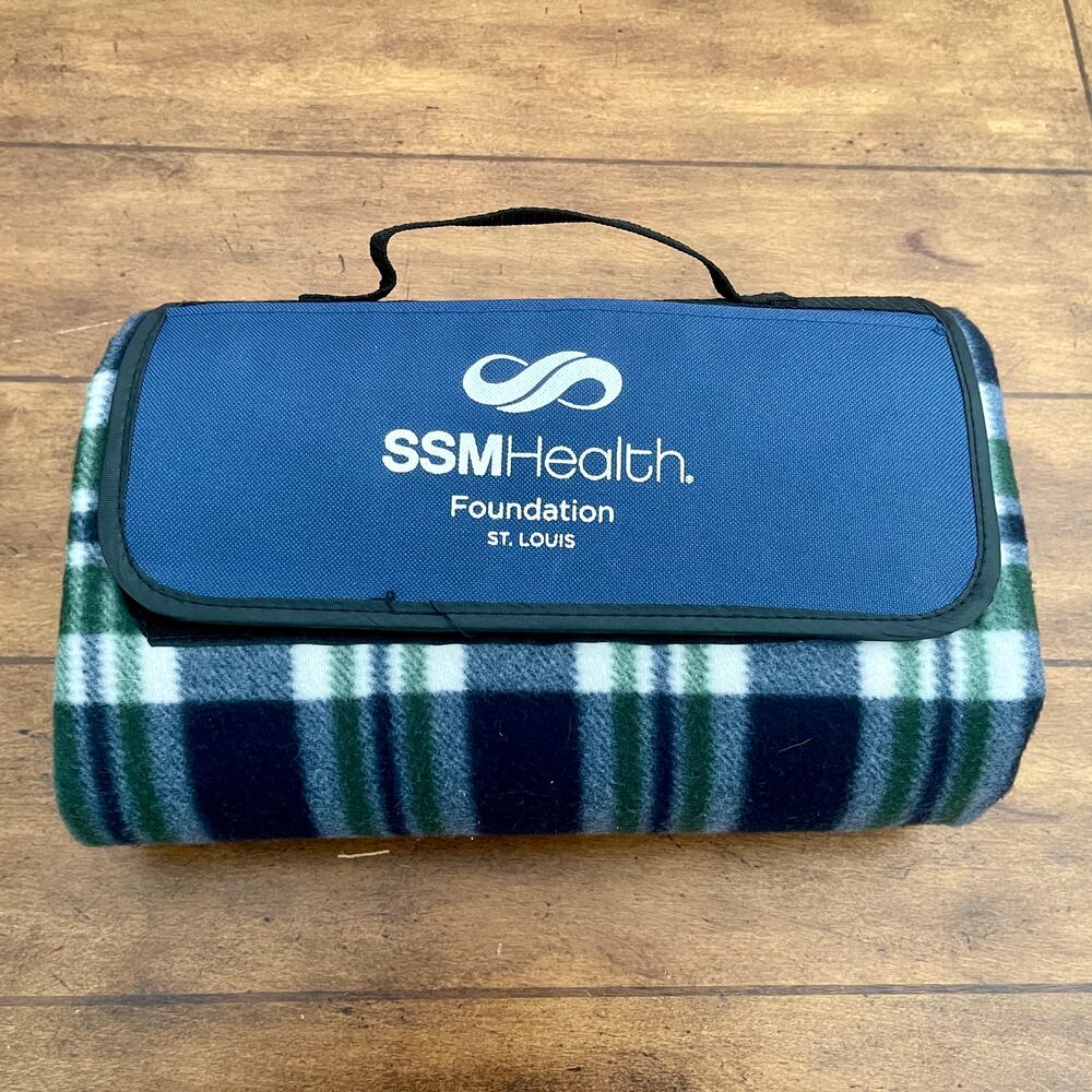 Blanket Throw With Carry Handle Cozy Warm Blue Green Plaid 46 x 52" A-51